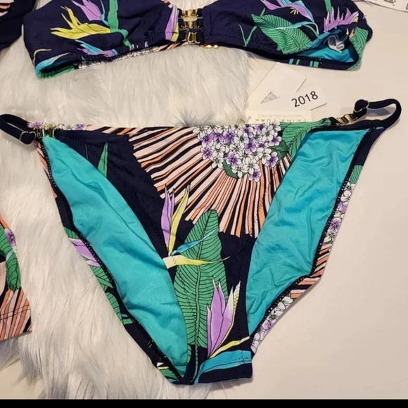 Trina Turk "Midnight Paradise" Cover Up & Bikini  Set! - Picture 2 of 3